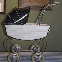 carrozzina per bambola anni 60