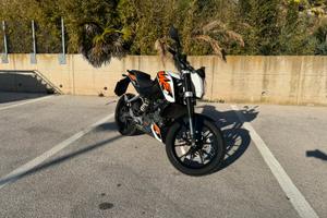 KTM DUKE 125cc 2016