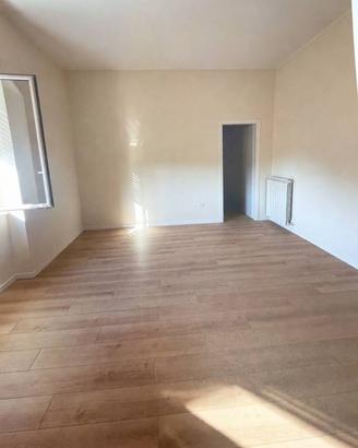 Appartamento di 130 m² con 4 locali a Acerra