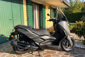 X max 300 tre mesi di vita