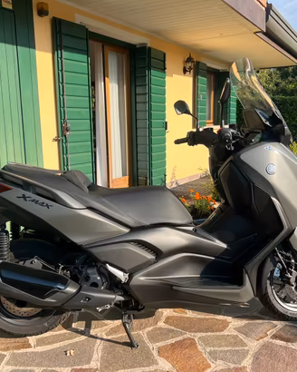 X max 300 tre mesi di vita