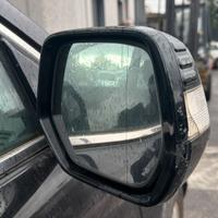 Specchio destro minimamente danneggiato Honda CR-V