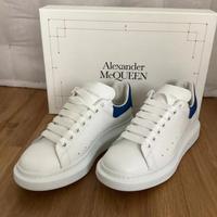 Alexander McQueen, tante taglie disponibili