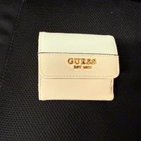 Portafoglio Guess rosa e bianco piccolo