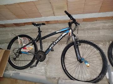 Bicicletta Mtb rockrider 26
