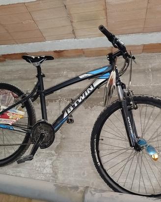 Bicicletta Mtb rockrider 26