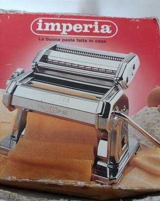 MACCHINA PER PASTA 