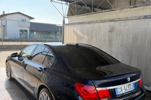 BMW 730d F01 245 CV • 2010 • 256.000 km • €7.500
