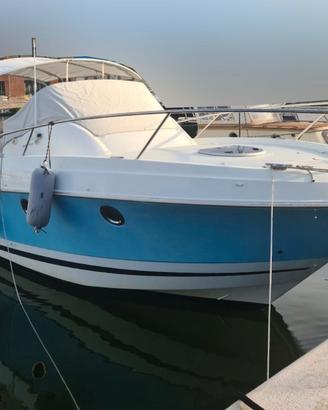BENETEAU FLYER 850 MIAMI + 2x200hp SUZUKI (2014)