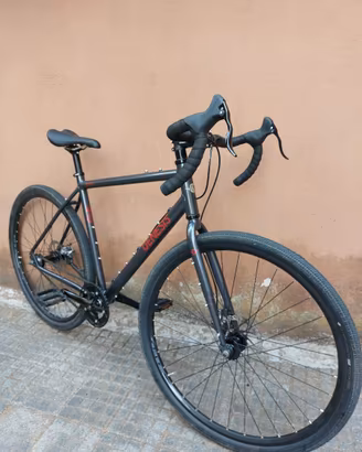 GENESIS FLYER Gravel SINGLE SPEED NUOVA