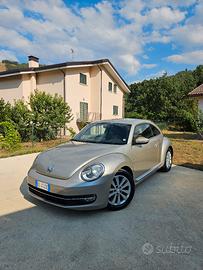 VW Maggiolino 1.6  TDI 105 CV - interni in pelle