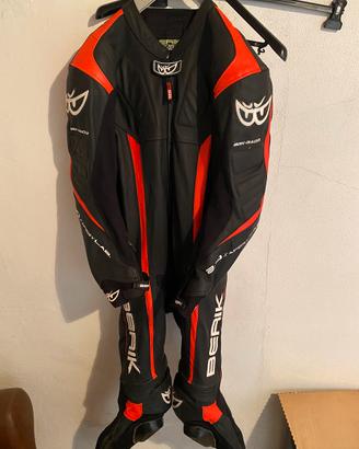 Tuta moto
