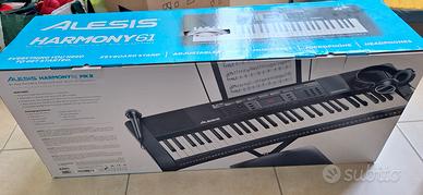 tastiera Alesis Harmony 61 più sgabello e cuffie 