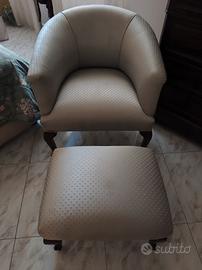 oltrona con puff