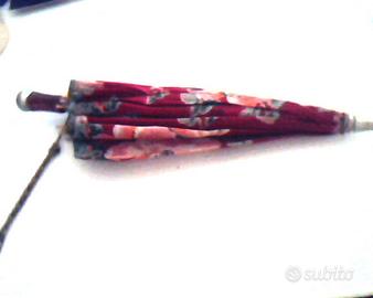 Due ombrellini parasole vintage primi del 900