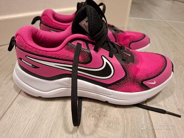 Scarpa Nike running 36