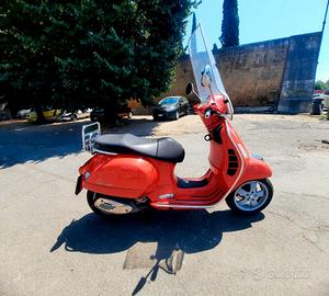 Vespa marciante 250gts i.e.