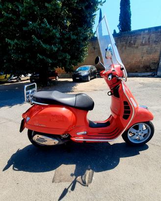 Vespa marciante 250gts i.e.