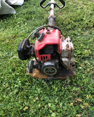 decespugliatore kawasaki TG 33 x pezzi di recupero