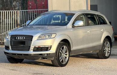 Audi Q7 3.0 V6 TDI 233CV quattro tiptronic *...