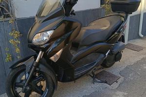 Yamaha X-Max 250 - 2010