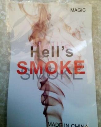 Hell's smoke. Magia e illusionismo.Fumo dalle mani
