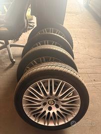 4 Gomme e cerchi alfa romeo Giulietta