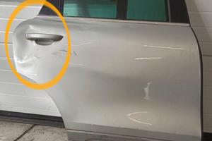 Porta Posteriore Dx Volkswagen Touareg anno 2012