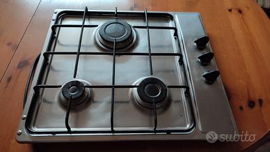 piano cottura 3 fuochi 
