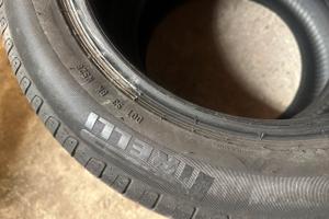 Gomme pirelli 205/55 R 16