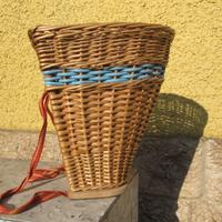 Piccola gerla in vimini