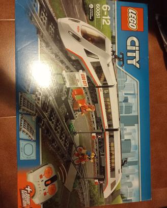 Lego City treno 60051
