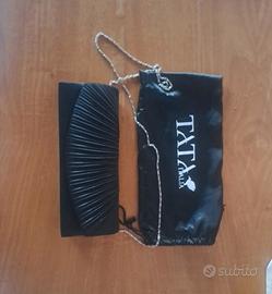 Pochette in raso nera, nuovissima ed elegante