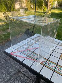 Comodino kartell in plexiglass