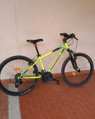 Bici MTB ragazzo Rockrider B'twin 24" ammortizzata