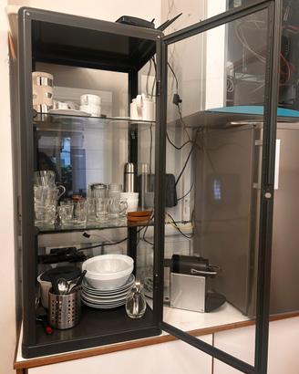 Vetrinetta grigio scuro ikea