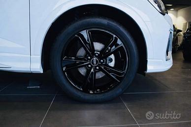 Cerchi originali 19" Audi Q3 F3 con gomme 235/50