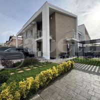 Villetta quadrifamiliare Marino