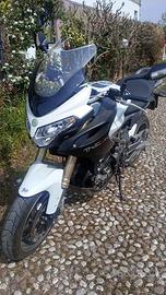 Benelli trek 1130 pari al nuovo 3mila km originali