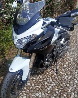 Benelli trek 1130 pari al nuovo 3mila km originali