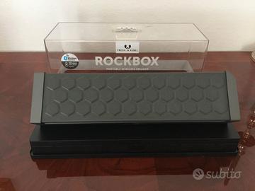 Rockbox Raw altoparlante Bluetooth alta classe
