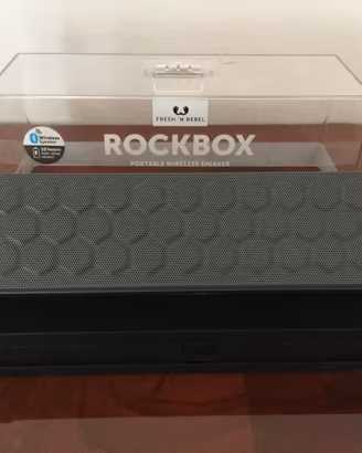Rockbox Raw altoparlante Bluetooth alta classe
