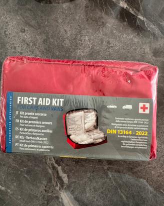Kit pronto soccorso auto