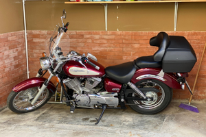 Moto Yamaha Modello Drag Star