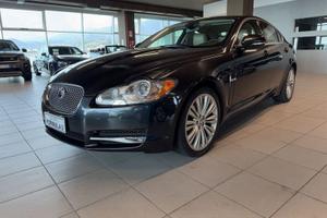 Jaguar XF 3.0 D V6 Luxury