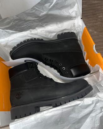 Scarponi Timberland Neri