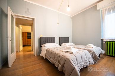 Ampio appartamento 3 camere con parcheggio privato