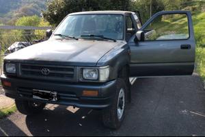 Toyota Hilux  Extra Cab Ln110