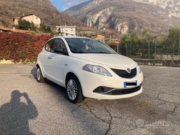 Lancia Y Silver