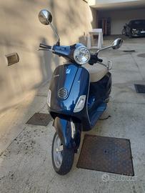 Vespa Piaggio 4 tempi